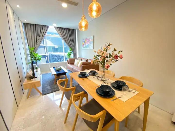 Sky Suites Klcc By Pnut Куала Лумпур Екстериор снимка