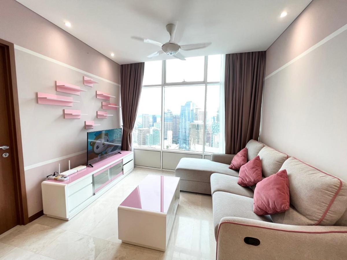 Sky Suites Klcc By Pnut Куала Лумпур Екстериор снимка