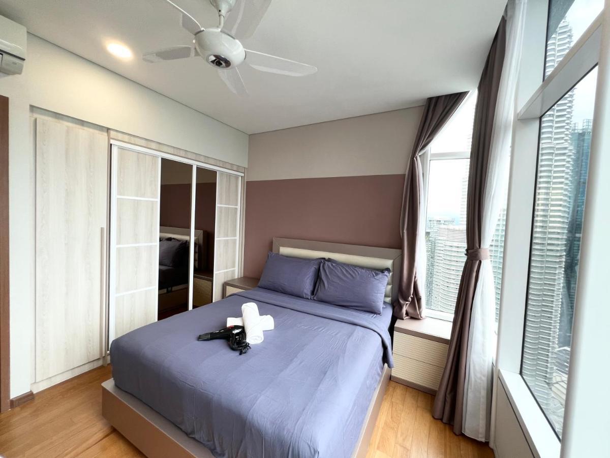 Sky Suites Klcc By Pnut Куала Лумпур Екстериор снимка