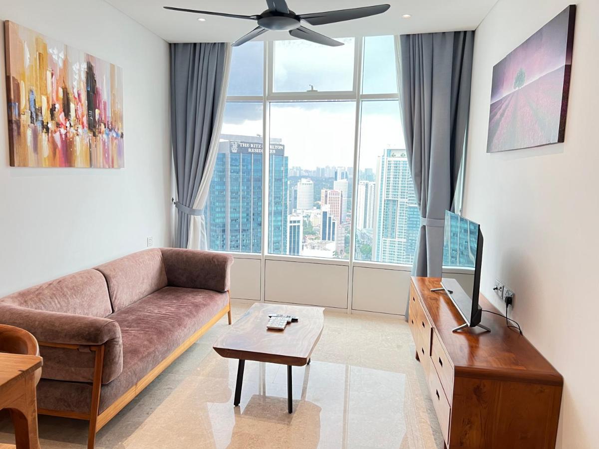 Sky Suites Klcc By Pnut Куала Лумпур Екстериор снимка