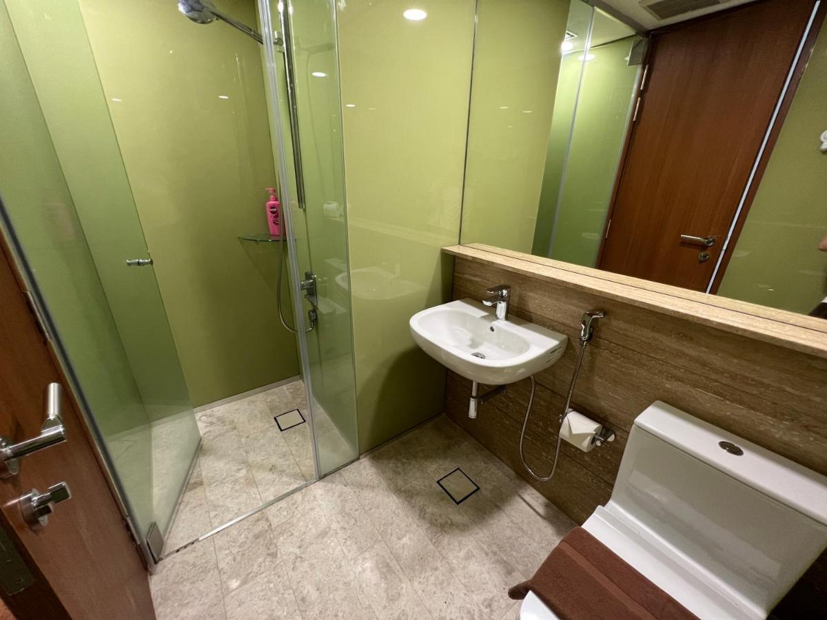 Sky Suites Klcc By Pnut Куала Лумпур Екстериор снимка