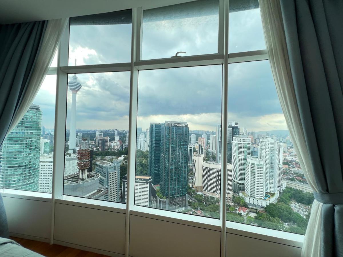 Sky Suites Klcc By Pnut Куала Лумпур Екстериор снимка