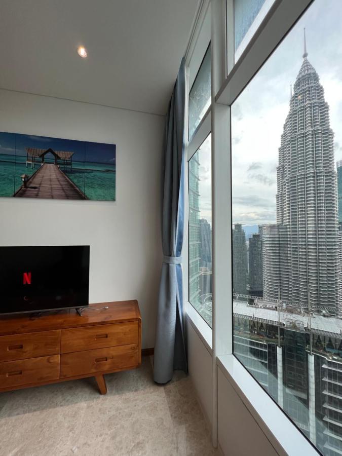 Sky Suites Klcc By Pnut Куала Лумпур Екстериор снимка