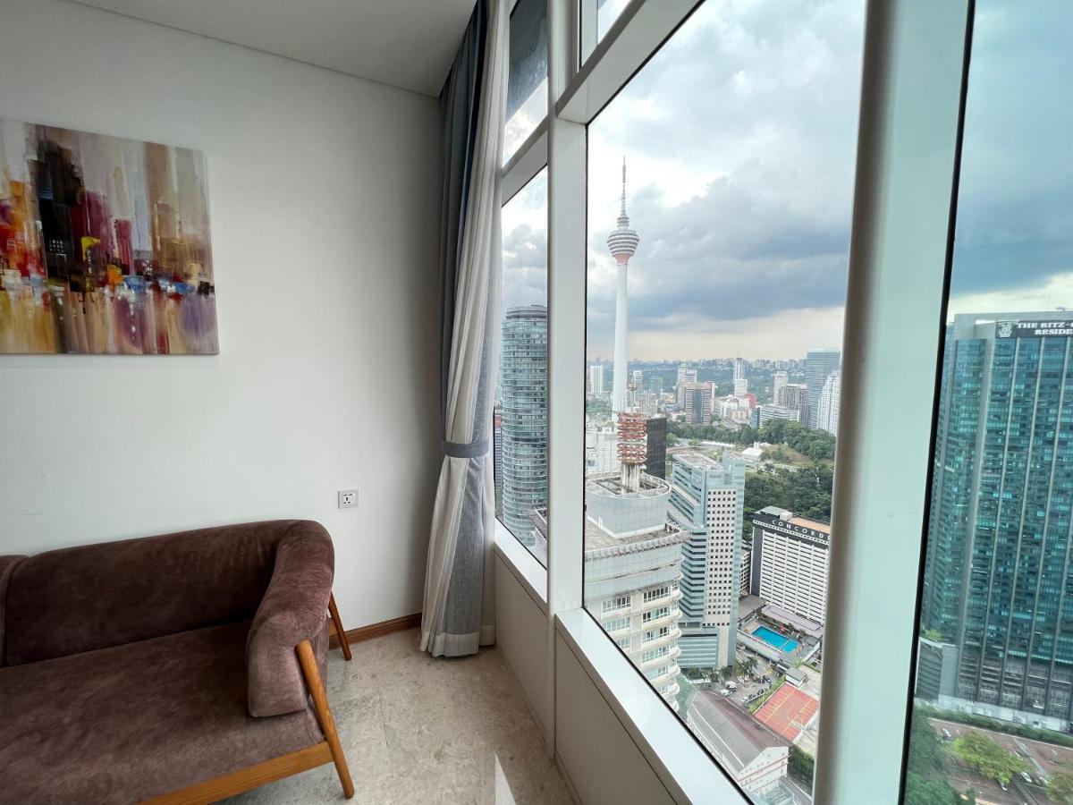 Sky Suites Klcc By Pnut Куала Лумпур Екстериор снимка